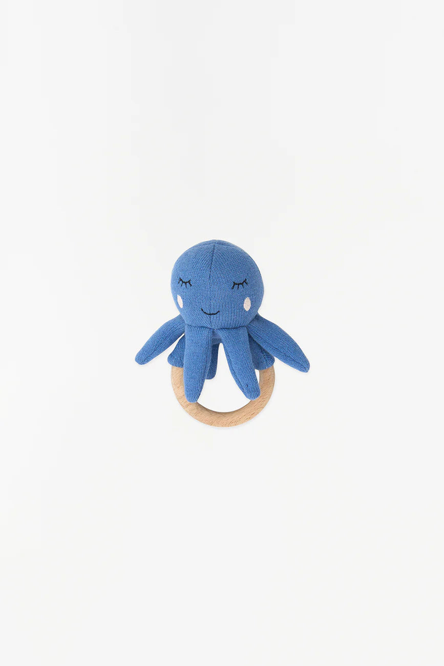 Batela Cotton and wood octopus rattle